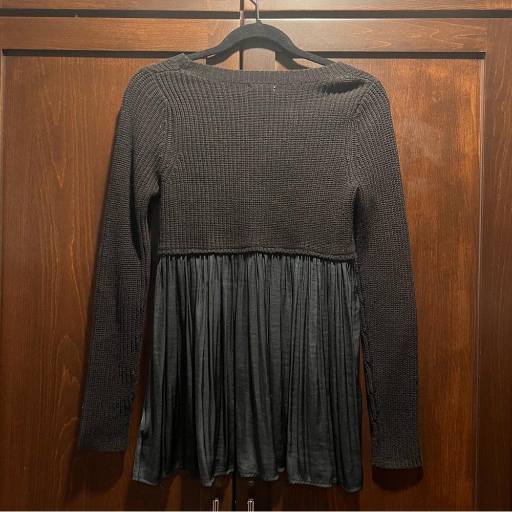 Kimchi Blue Faux Layered Black Sweater Size S - Picture 2 of 5